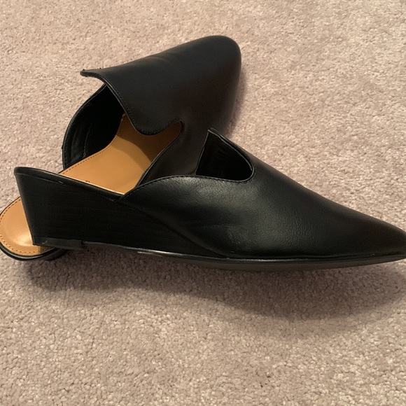 Pierre Dumas Women’s Dress Shoes - Picture 4 of 4